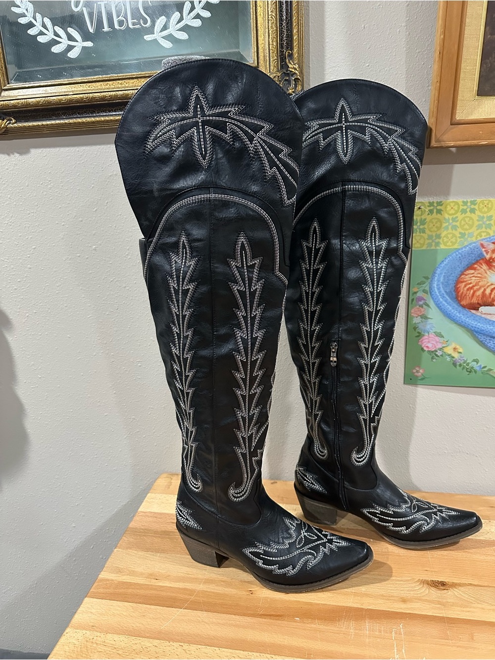 Source Unknown Black Over-the-Knee Western Boots with White Stitching